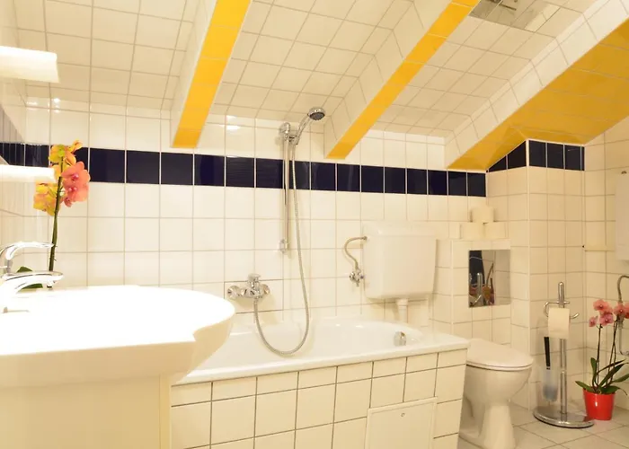 Ajo - Alte Donau View Penthouse - Self-check-in Вена