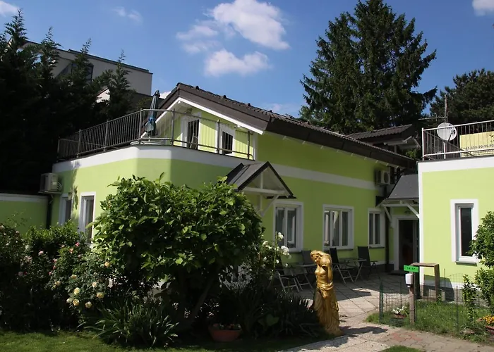 Апартаменты Ajo - Alte Donau View Penthouse - Self-check-in *