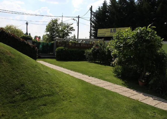 Ajo - Alte Donau View Penthouse - Self-check-in Апартаменты *